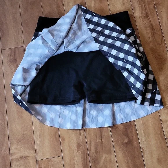 Nike skort - Picture 2 of 5